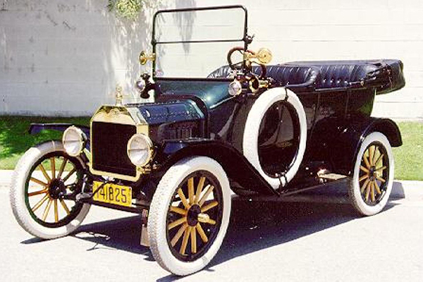 1904 Ford model T1